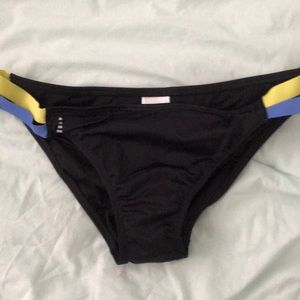 Black bikini bottoms